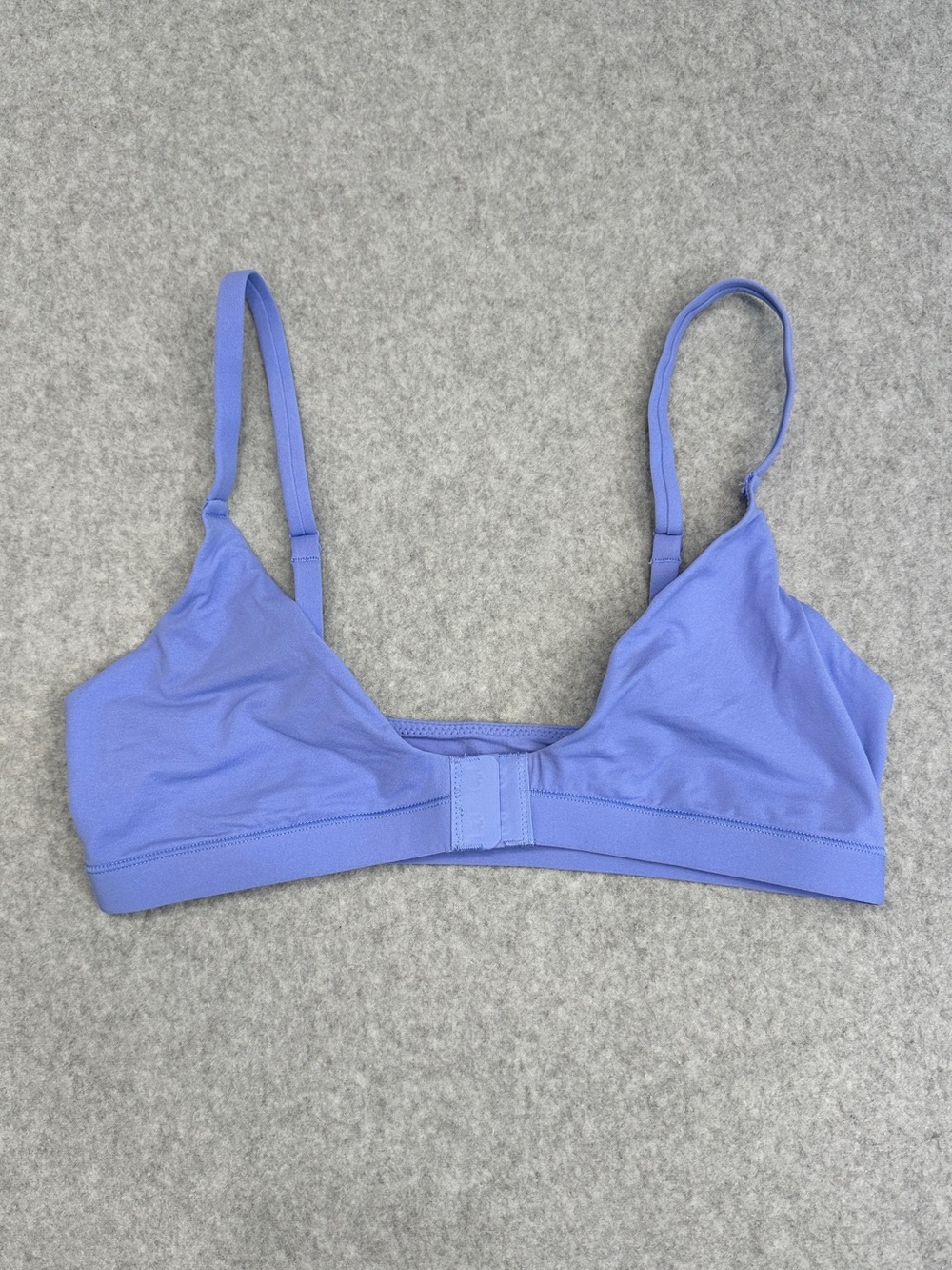 SKIMS Adaptive Fits Everybody Triangle Bralette - Cielo
